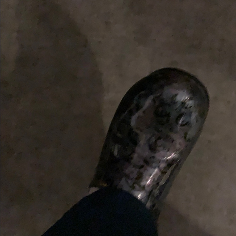 Meet your Posher, Joyce